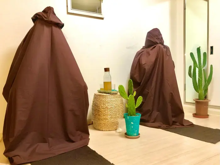 よもぎ蒸し中の可愛い子ちゃんたち 既に２回目のご来店 愛がとうございます 彼女たちは長年 スピリチュアルサロン森羅万象所属 森羅万象 のエステ リラクカタログ ミニモ