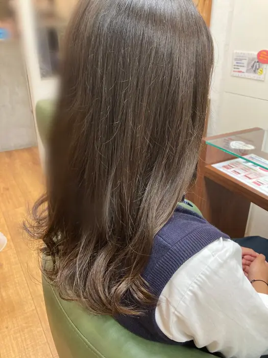 毛先軽くならないように ゆる巻きで仕上げ March Merry 寺田町南口店所属 菅村 緋莉のヘアカタログ ミニモ