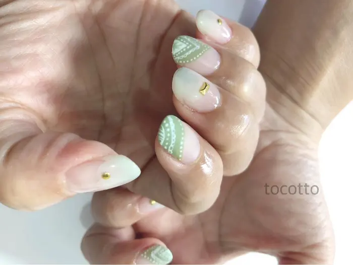 ペイズリー柄ネイル Tocotto所属 Tocotto 浅羽のネイルデザイン ミニモ