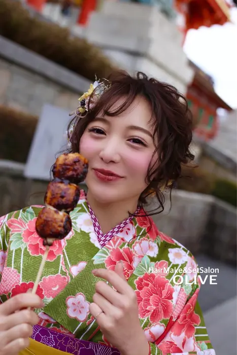 ヘアセット 着付け 卒業 卒業式 袴 レンタル 着物 訪問着 振袖 ハタチ Hairmake Setsalon Olive所属 セット専門 オリーブの ヘアカタログ ミニモ