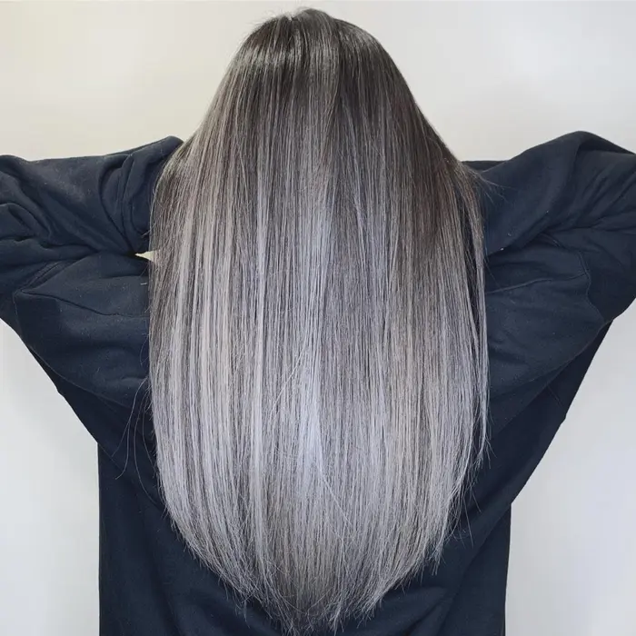 ホワイトバレイヤージュ Blitz R Evolutエリア人気no 1サロン所属 Blitz店長 松原 凌のヘアカタログ ミニモ