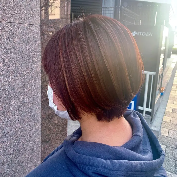 ハイライトを入れたショートボブ ピンク系のカラーは大人気です Hair Salon Face Akabane所属 Face 赤羽店 熊田 郷志のヘアカタログ ミニモ