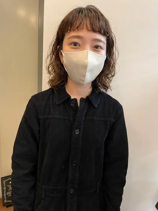 ミディアムのしっかりめパーマ Pledica Omotesando所属 パーマオン眉 Chiemiのヘアカタログ ミニモ