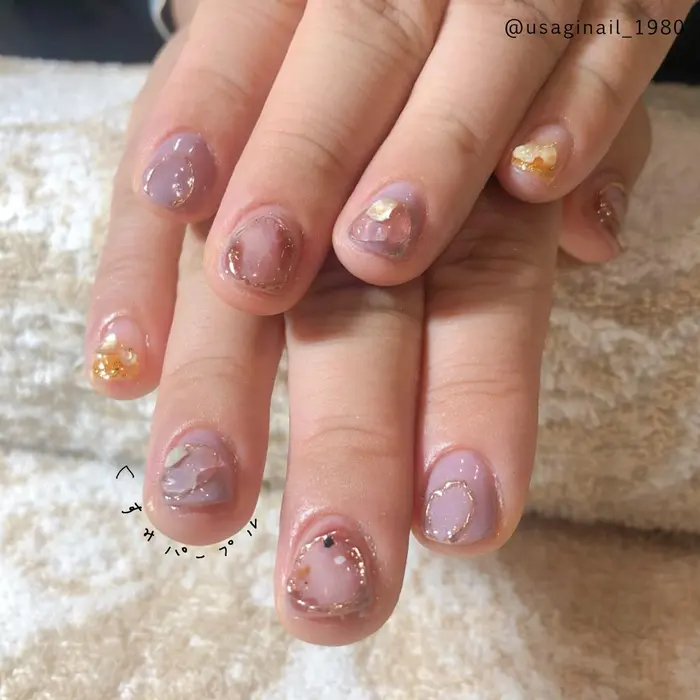 来店フォト ミラーネイル アイシングネイル くすみパープル 天然石ネイル 囲みネイル Usagi Nail所属 Usagi Nailの ネイルデザイン ミニモ