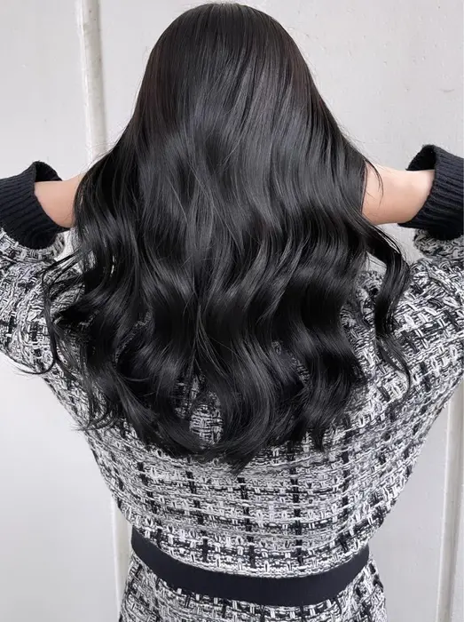 グレージュ ハイライトカラー ハイライト ブリーチなし 艶感 外国人風カラー 韓国ヘア 3dカラー Ivy所属 ブリーチなし艶カラー 表参道 青山のヘアカタログ ミニモ