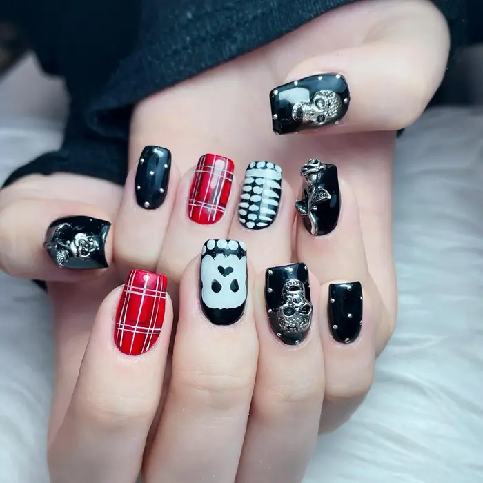 クロス 量産型ネイル 韓国ネイル 天使ネイル 羽ネイル かわいいネイル 夏ネイル 中国ネイル ワ Melody Beauty Salon所属 Melody Nail Salonのネイルデザイン ミニモ