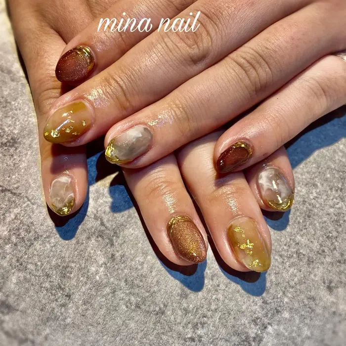 マグネットネイル ミラーネイル ニュアンスネイル 抜け感ネイル 大和市ネイル 綾瀬市 Mina Nail所属 Mina Nailのネイル デザイン ミニモ