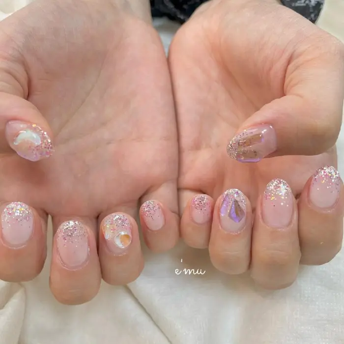 韓国ネイル オーロラストーン キラキラネイル Private Nail Salon E Mu所属 Nail Salon E Muのネイルデザイン ミニモ 韓国ネイル オーロラストーン キラキラネイル Private Nail Salon E Mu所属 Nail Salon E Muのネイルデザイン ミニモ