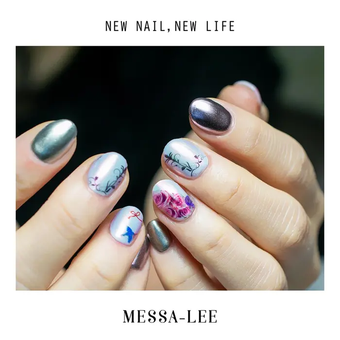 Title オーロラローズプラス Color オーロラ ミラーパウダー Menu カ Messa Lee所属 プライベートサロン メッサリーの ネイルデザイン ミニモ