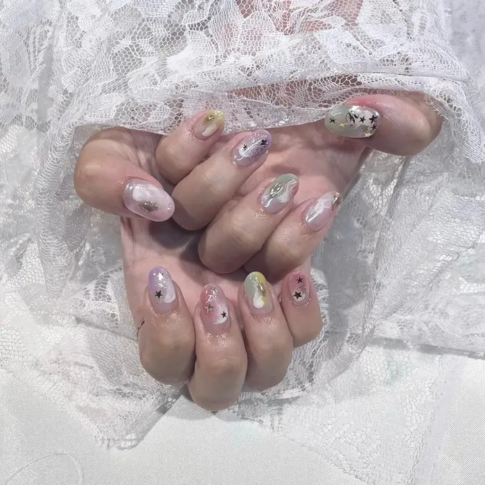 モカ東三国店所属 Moca 高木 京香のネイルデザイン ミニモ