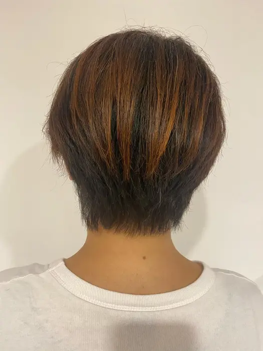 ベリーショート ロングからバッサリ切ったお客様 量をしっかりとることで 動きが出やすくなりま シェリッシュルーチェ所属 山田 菜々香のヘアカタログ ミニモ