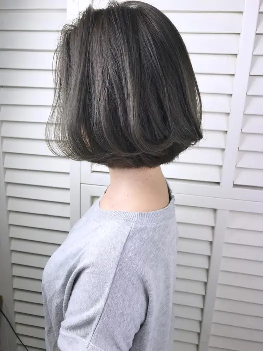 Real Salon Work Bob Ash Gray ブリーチなしでもアッシュ Nude所属 仲井 弘樹のヘアカタログ ミニモ