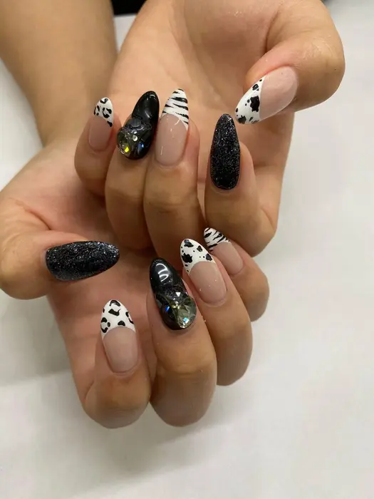 アニマル柄 Nail Salon Kn所属 Nailsalon Kn 北千住店のネイルデザイン ミニモ