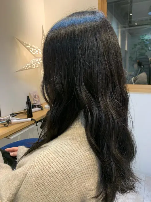 透明感のあるナチュラルな黒髪に Rink Hair所属 山本 舜也のヘアカタログ ミニモ