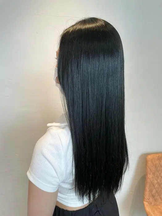 光に当たると綺麗なblueblack ただの黒髪じゃつまらないという方や髪を綺麗に見せたい方にもオ Hair Make Zest Plus 所属 Zest Plus Hirokaのヘアカタログ ミニモ