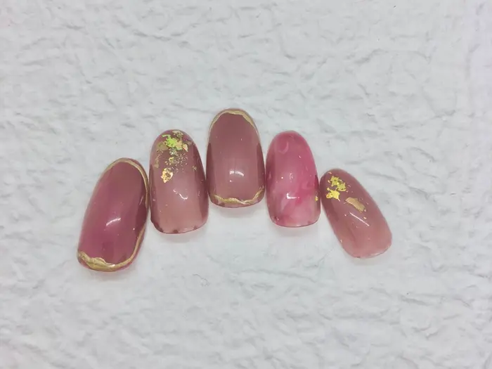 ニュアンスネイル Tram所属 森泉 智子のネイルデザイン ミニモ