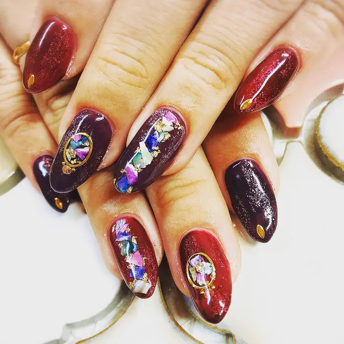 秋ネイルデザイン 美女と野獣風 Verona Nail Esthetic所属 ヴェローナ ホワイトニングのヘアカタログ ミニモ