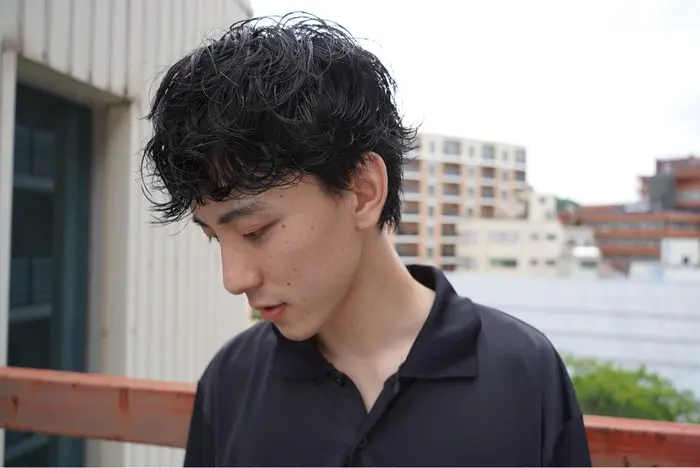 メンズパーマ スタイリングしやすいです インナーカラー ダブルカラー メンズカット ハイライト 6ethanbarberproject所属 福田 大翔のヘアカタログ ミニモ