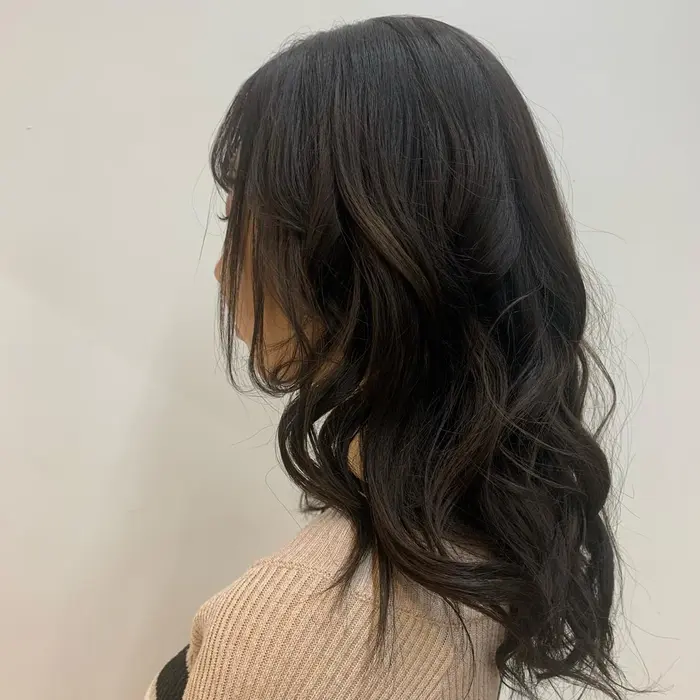アッシュブラウン かなり暗めの6トーンです 黒染めしたくないけど暗くしたい という方おすすめで Rosier所属 センダアカネ モデル募集中のヘア カタログ ミニモ