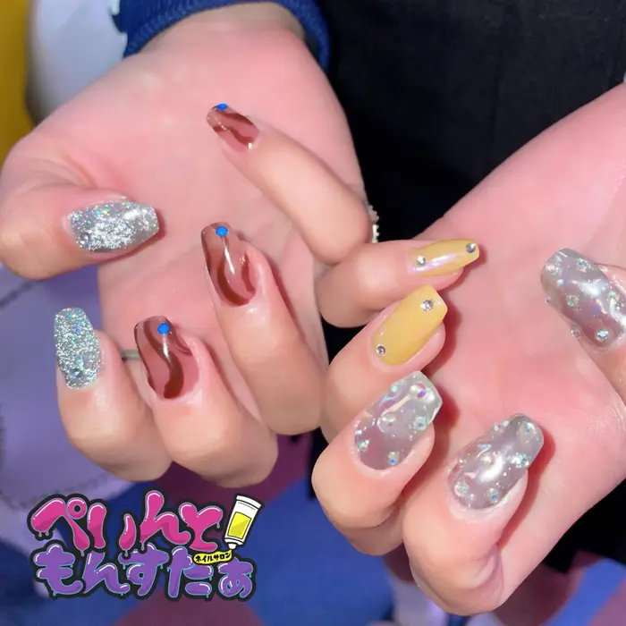 個性派ニュアンス ネイルサロンぺいんともんすたぁ所属 ぺいんともんすたぁ 鶴橋のネイルデザイン ミニモ