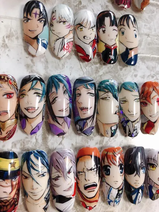 痛ネイルチップ Aznail所属 小松 あずさのネイルデザイン ミニモ