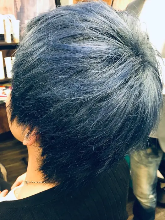 ブルーアッシュ ブリーチ1回 Lottie Hair Design所属 Arao Keitaのヘアカタログ ミニモ
