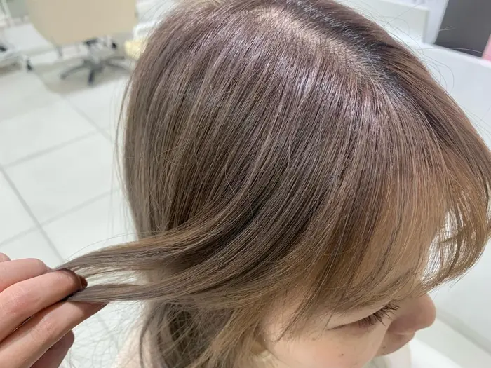 フェイスラインのみのインナーカラー Nyny 伏見桃山店所属 渡邉 真由のヘアカタログ ミニモ