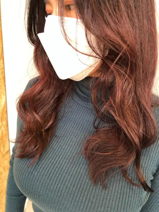 ローズピンク 坂場彩乃 さかばあやの プティパ 髪質改善 インナーカラー 縮毛矯正 イル Hair Design Petit Pas ヘアデザイン プティパ所属 坂場 彩乃のヘアカタログ ミニモ