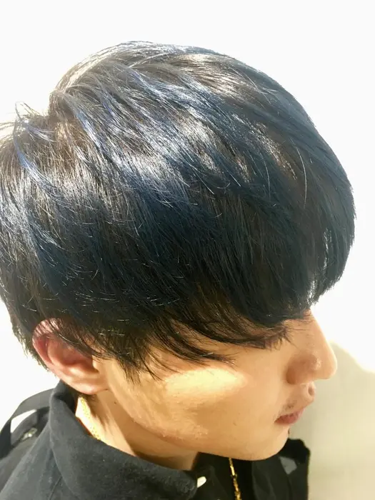 毛先のブリーチをいかしてグラデーション ルジャルダン本厚木所属 及川 将太のヘアカタログ ミニモ