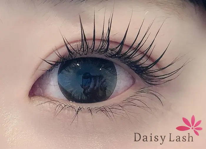パリジェンヌラッシュリフト根元から80度立ち上げ まっすぐ長いまつ毛を強調 Daisy Lash 天王寺店所属 美まつげ保証 Daisy Lashのマツエクデザイン ミニモ