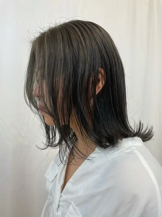 ハイライト 外ハネ ミングル所属 上大岡 内田のヘアカタログ ミニモ