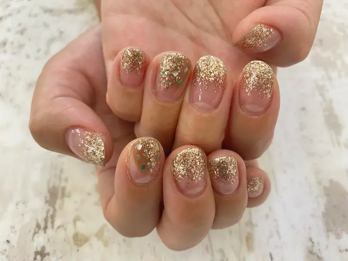 ラメグラデーションも Nail Bijou所属 Nail Bijou ネイルビジューのネイルデザイン ミニモ ラメグラデーションも Nail Bijou所属 Nail Bijou ネイルビジューのネイルデザイン ミニモ