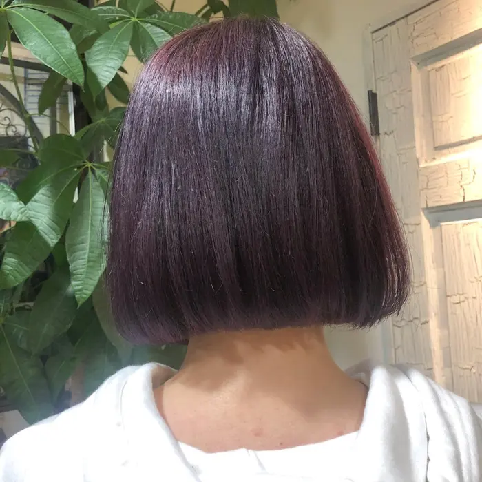 ブリーチベース ピンクパープル 前下がりボブ Chouchoute所属 西森 優 透明感カラーのヘアカタログ ミニモ