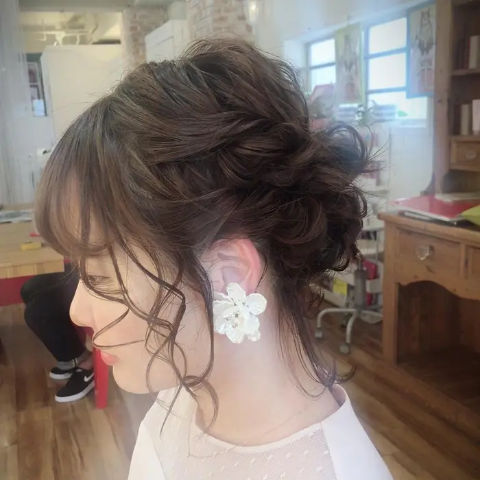 肩につくくらいのミディアムヘアのアレンジ Hair Make B2c所属 田渕 麻由子のヘアカタログ ミニモ