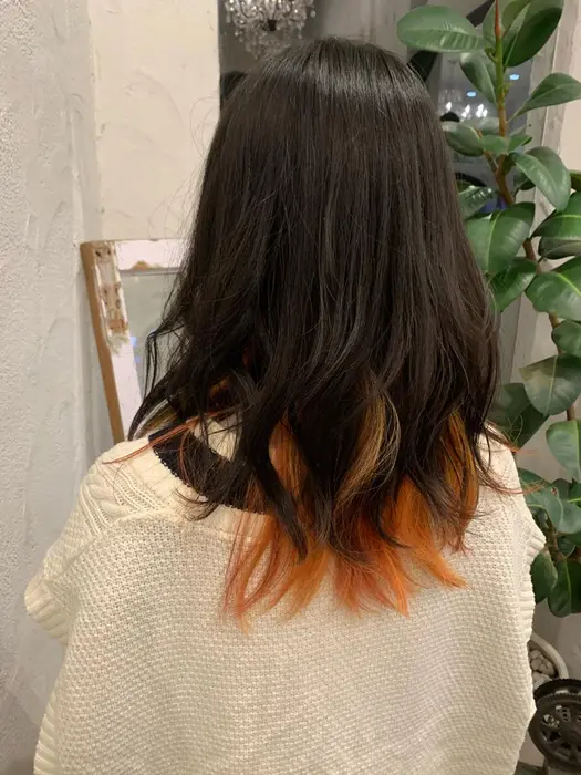 黄色 オレンジ 赤の3色の組み合わせでかわいいです ユニコーンカラーなどもおまかせください アルピナ菅谷店所属 ななのヘアカタログ ミニモ