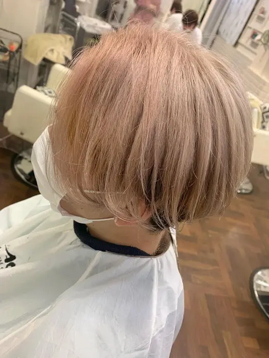 ほんのりピンクベージュ アンククロス 渋谷店所属 カット無料 パーマモデルannaのヘアカタログ ミニモ ほんのりピンクベージュ アンククロス 渋谷店所属 カット無料 パーマモデルannaのヘアカタログ ミニモ