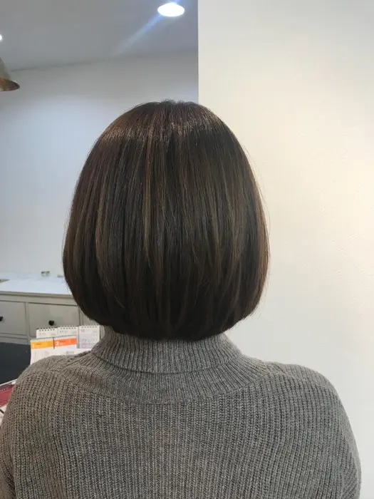 バッサリショートボブ バングはショートバングでおしゃれに Hanasakayahiarsalon所属 山内 瑞穂のヘアカタログ ミニモ
