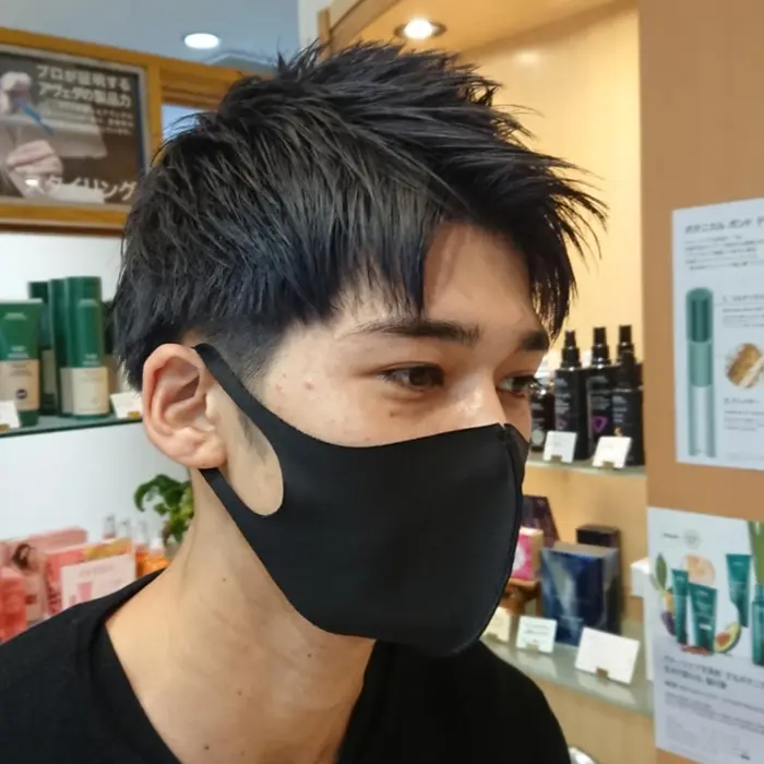 ダブルカラーでアッシュ系 ツーブロのメンズスタイル トレボー永山店所属 新田 宗明のヘアカタログ ミニモ