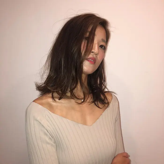 大人なセクシーミディアム Salon De Mieux所属 嘉山 あかねのヘアカタログ ミニモ