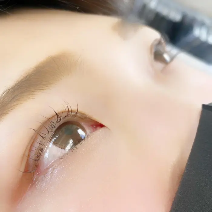 昨年から人気上昇中 ナチュラルメイクが普通の世の中 ラッシュリフトは まつげパーマと薬が違うので Mahalo所属 Uchiyama Chikaのマツエクデザイン ミニモ