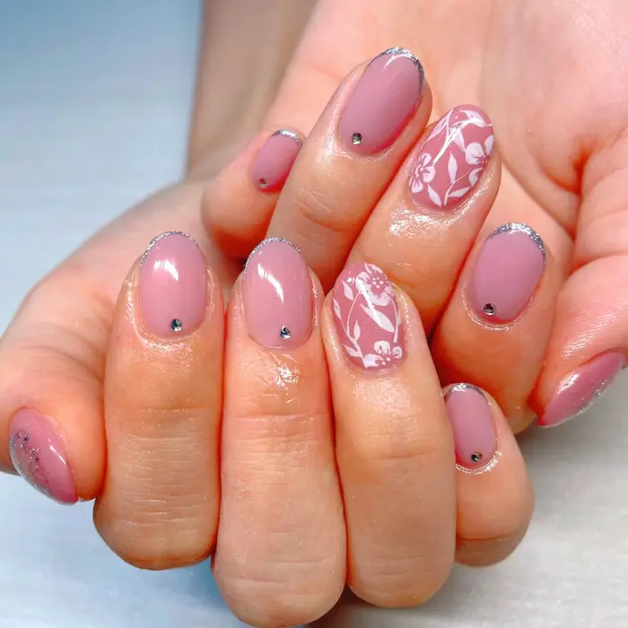 ピンクボタニカル 持ち込みアート 持ち込みパーツ大歓迎 Tink所属 Tink Rikoのネイルデザイン ミニモ