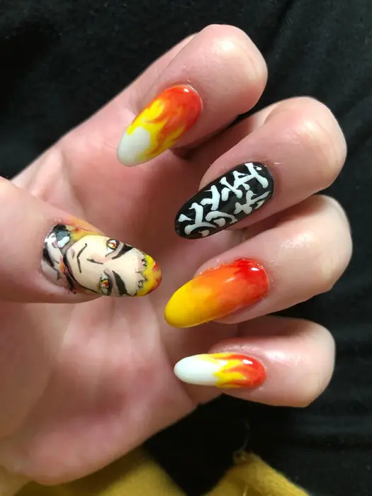 お顔は追加1000円です 他にもシリーズ痛ネイル開放中です お顔以外のデザイン内で Chama所属 美貴 Chama Nailのネイルデザイン ミニモ