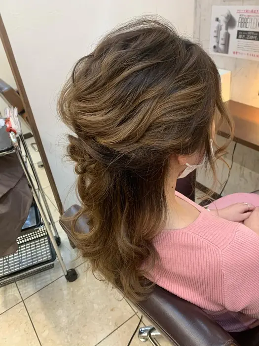 リタッチカラーモデル ヘアセット White 浜松所属 White Ririkaのヘアカタログ ミニモ