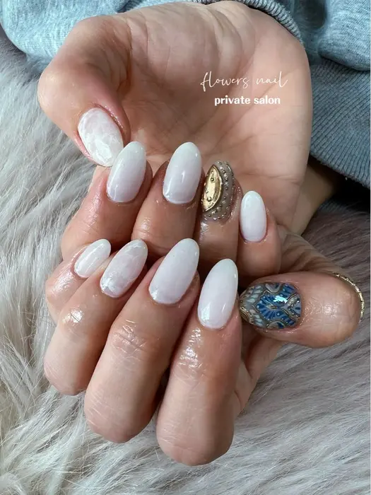 タイルアート 当店は基本的に持ち込みデザインのお客様がほとんどです どんなデザインでも可能とな Flowers Nail所属 Flowers Nailのネイルデザイン ミニモ