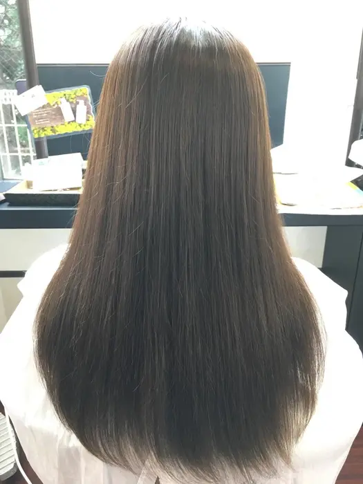 アッシュブラウンのロングヘア Ensemble所属 フリーランス 大田理紗のヘアカタログ ミニモ アッシュブラウンのロングヘア Ensemble所属 フリーランス 大田理紗のヘアカタログ ミニモ