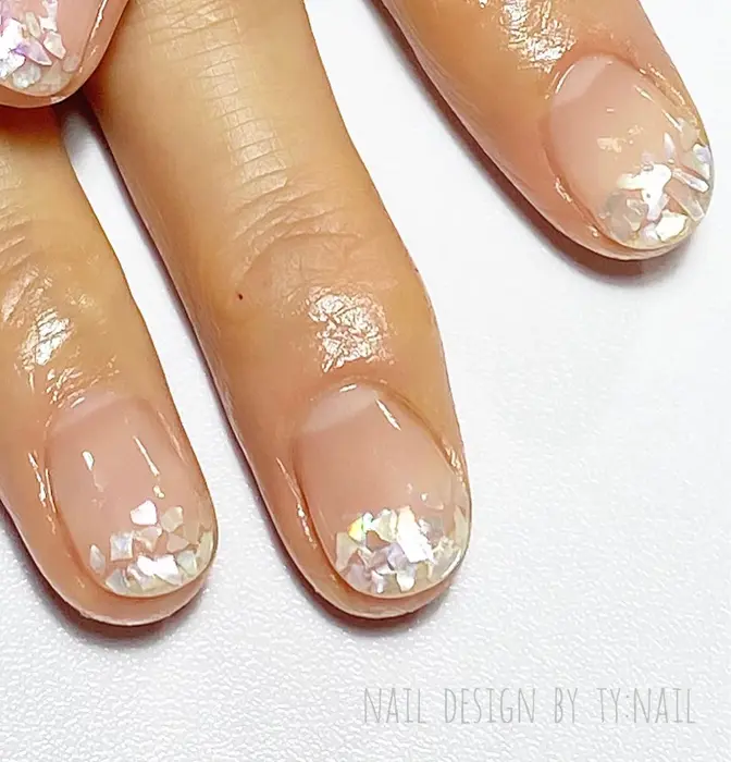 Shell Nails Ty Nail Wd 18 30 22 00 We 10 0 Ty Nail ティーワイネイル 麻布十番所属 Ty Nailのネイルデザイン ミニモ