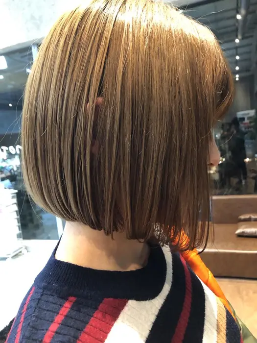 前下がりボブ Mother所属 小池 美和子 トップスタイリストのヘアカタログ ミニモ