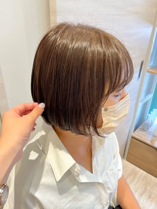 明るめのアッシュブラウンで透明感up F Hair Relaxation所属 川 愛蘭のヘアカタログ ミニモ 明るめのアッシュブラウンで透明感up F Hair Relaxation所属 川 愛蘭のヘアカタログ ミニモ