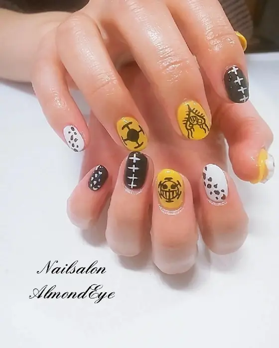 お客様ネイル 久々痛ネイル Onepiece トラファルガーロー Onepie Nailsalon Almondeye所属 ネイルサロン Almondeyeのネイルデザイン ミニモ