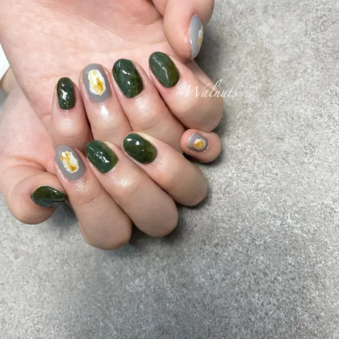 凸凹ネイル Walnuts Nail所属 Walnuts Nailのネイルデザイン ミニモ